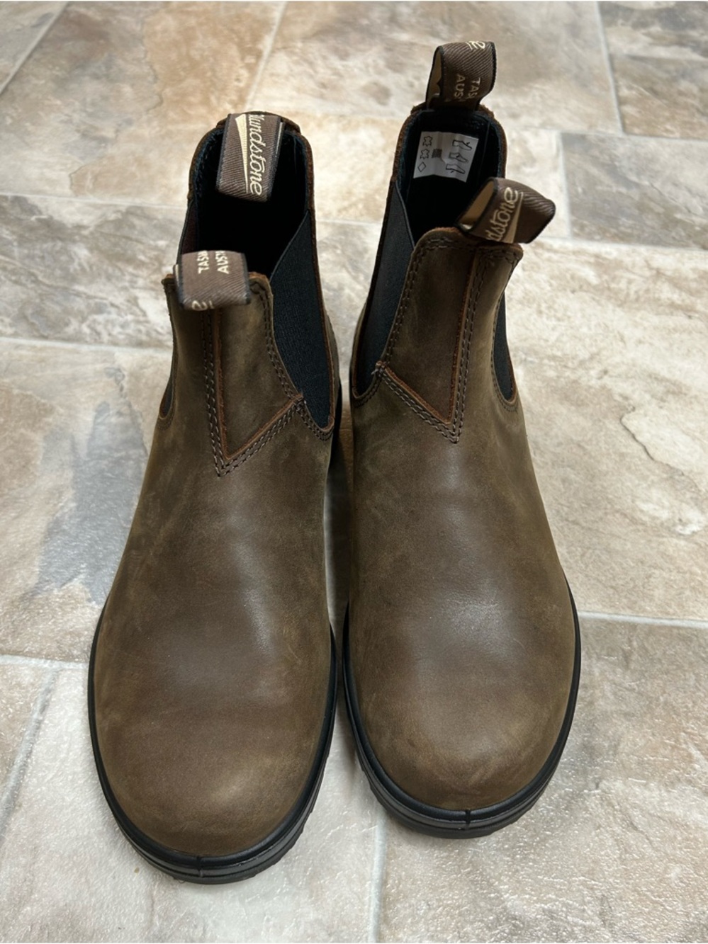 Blundstone Classic Chelsea Boots - Women’s size 9 - Picture 3 of 8